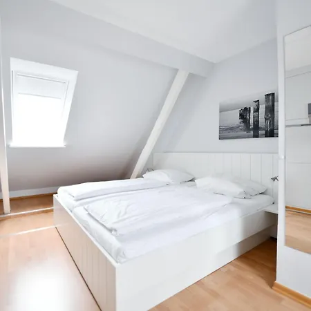 Haus Windhuug 5 * Utersum